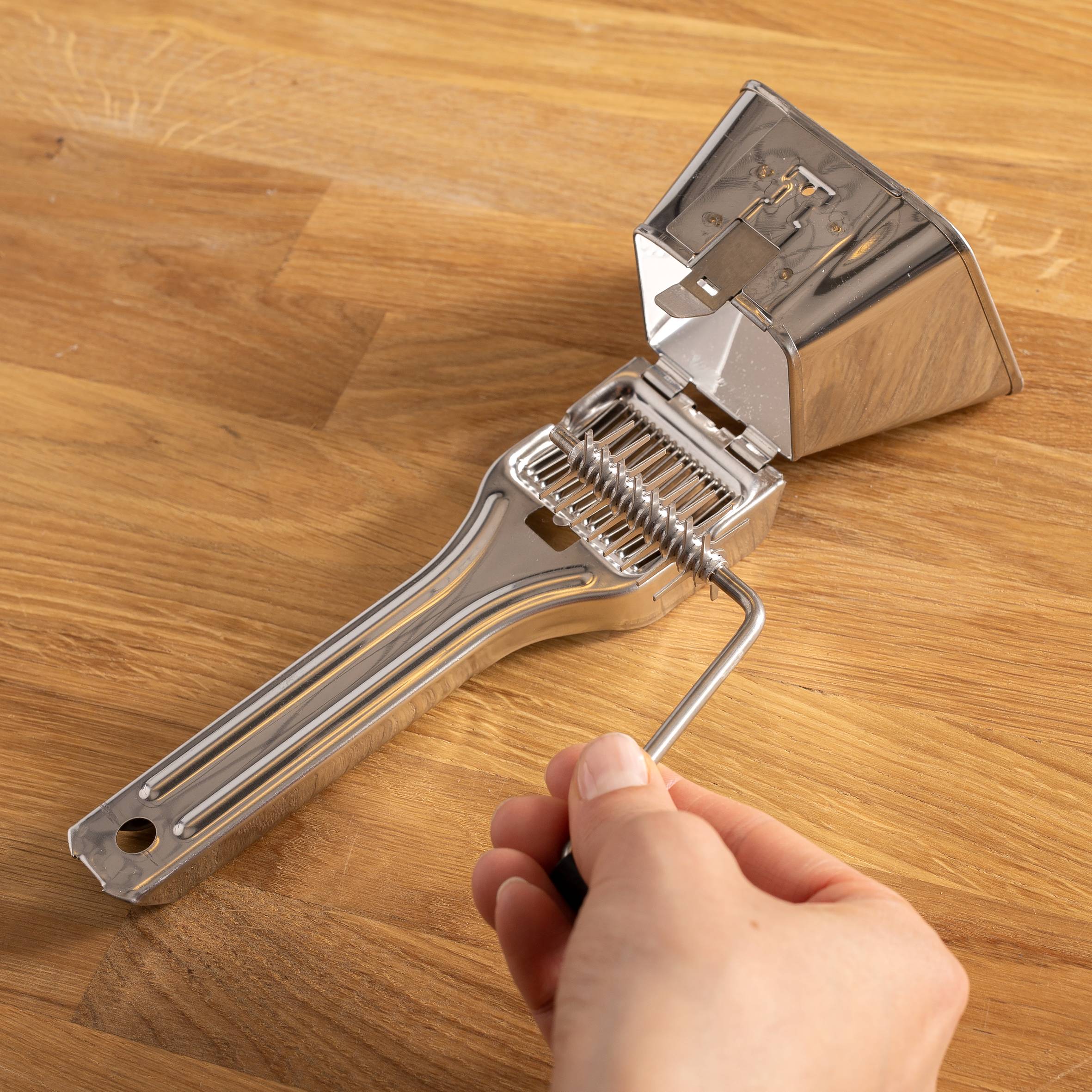 MOINHO DE ERVAS AROMÁTICAS EM INOX