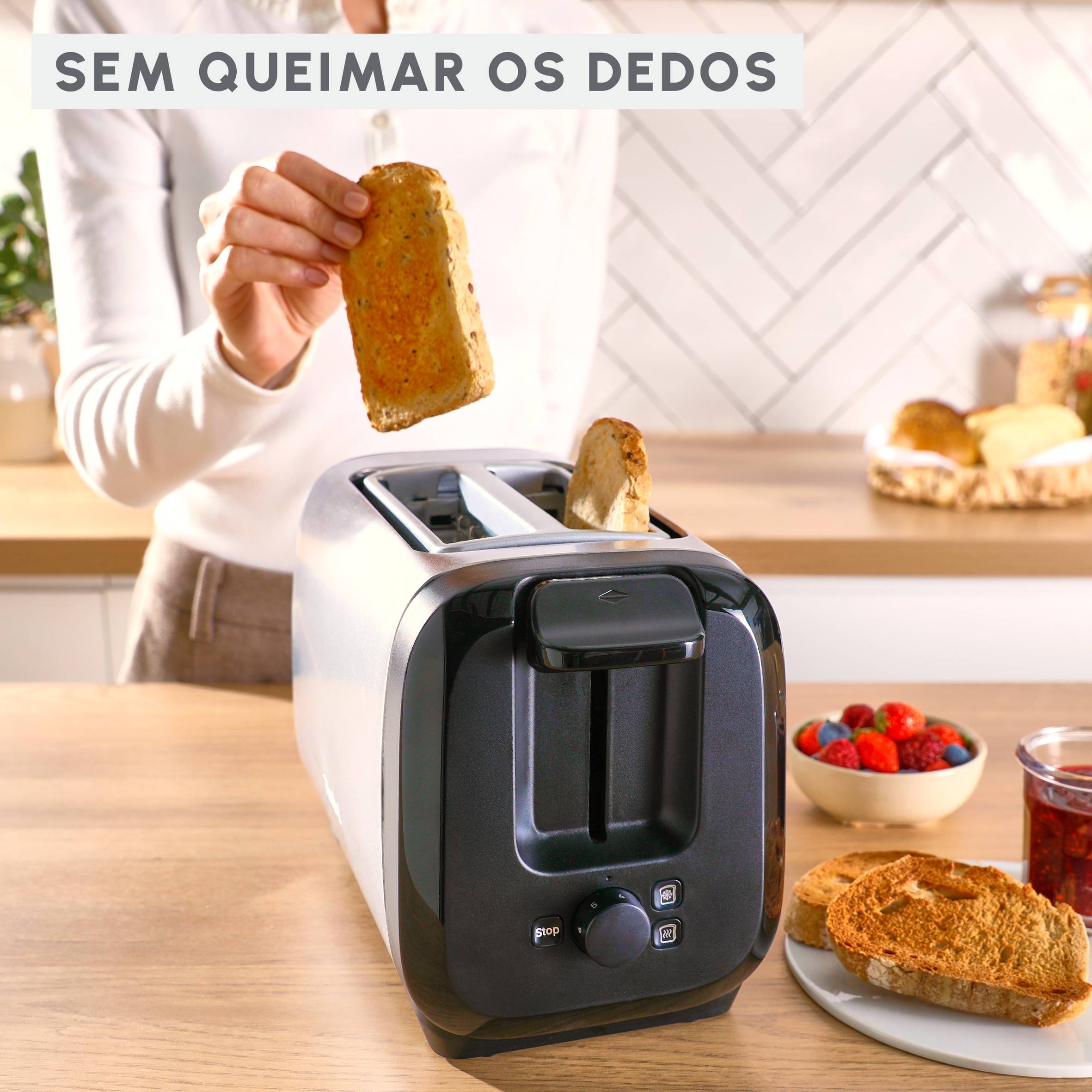 Subito, Torradeira de 2 Fendas, Tostagem Mais Rápida, Eficiência Energética, Preto e Inox