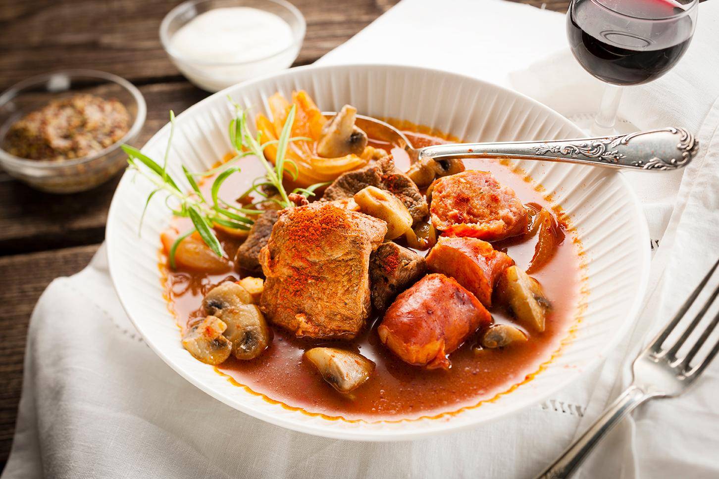 Guisado de strogonoff de vaca - Receita Cookeo | Moulinex