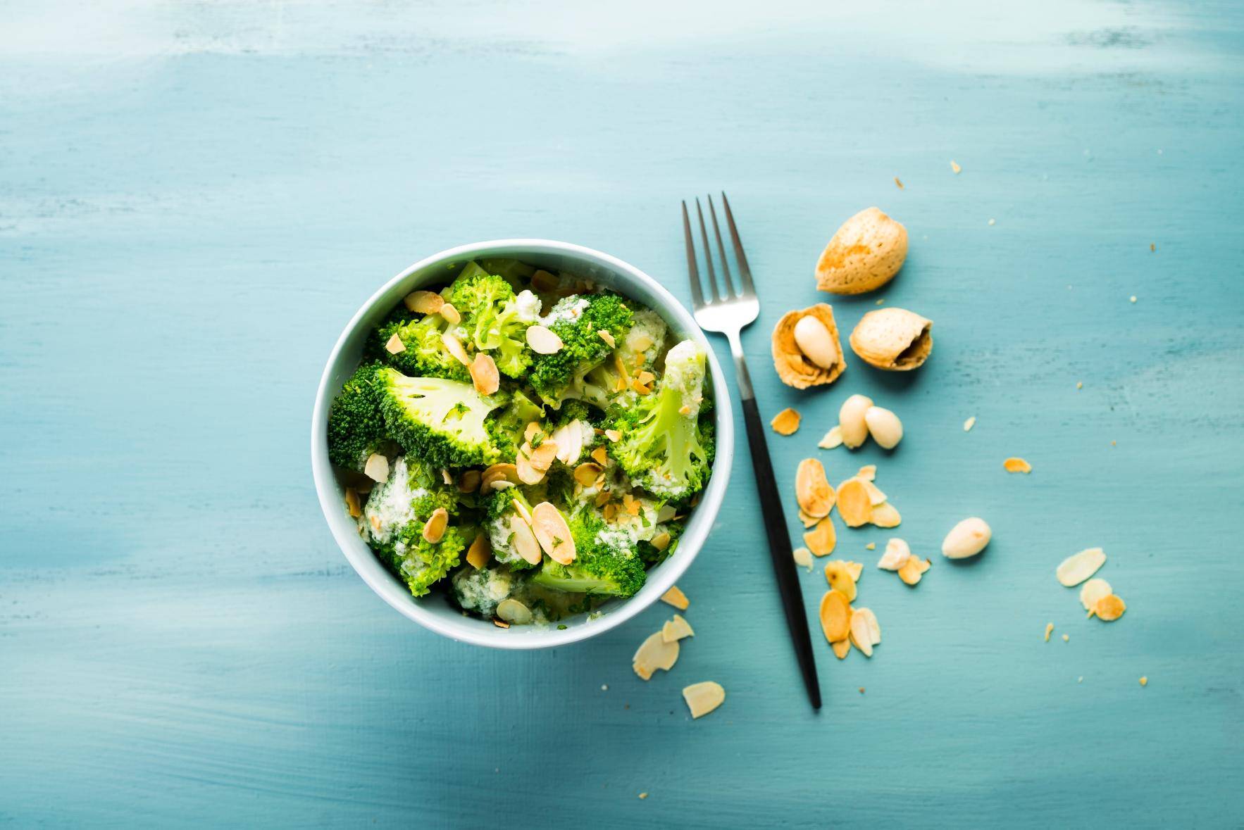 Brócolos com amêndoas - Receita Cookeo | Moulinex