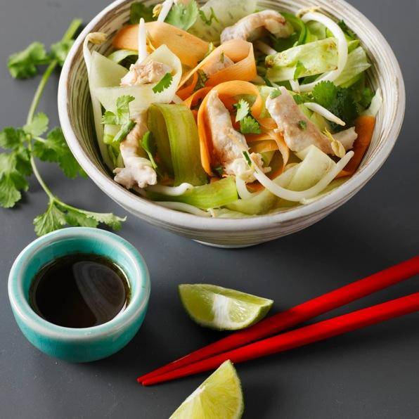 Salada de frango asiática - Receita Companion | Moulinex