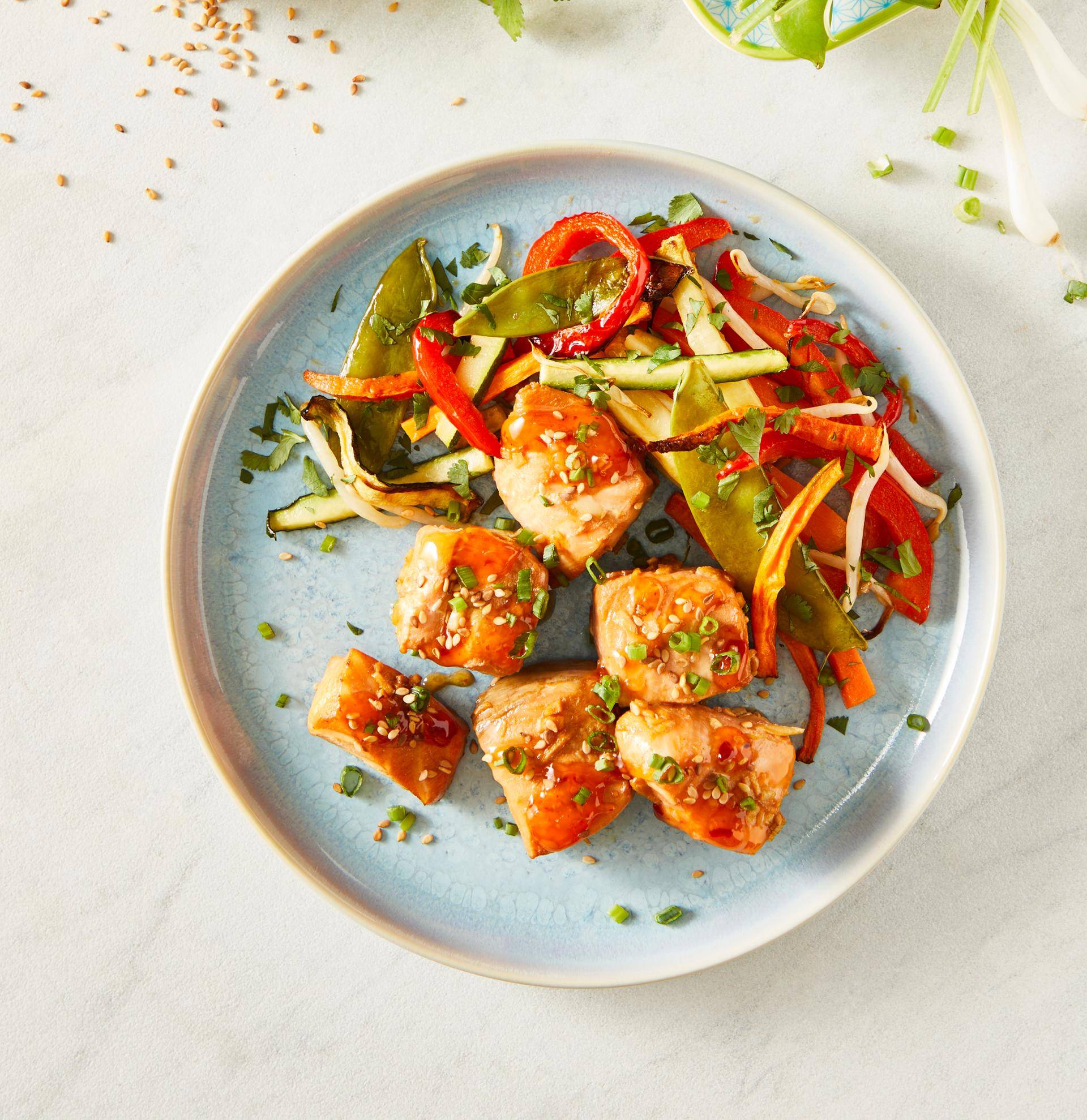 Lombos de salmão ao estilo tailandês com legumes coloridos - Receita Dual EasyFry&Grill | Moulinex