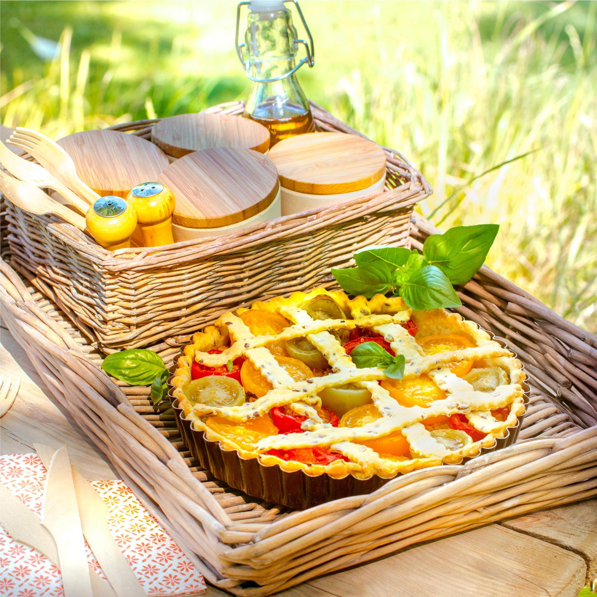 Tarte de tomate multicores e bacon estufado - Receita Companion | Moulinex