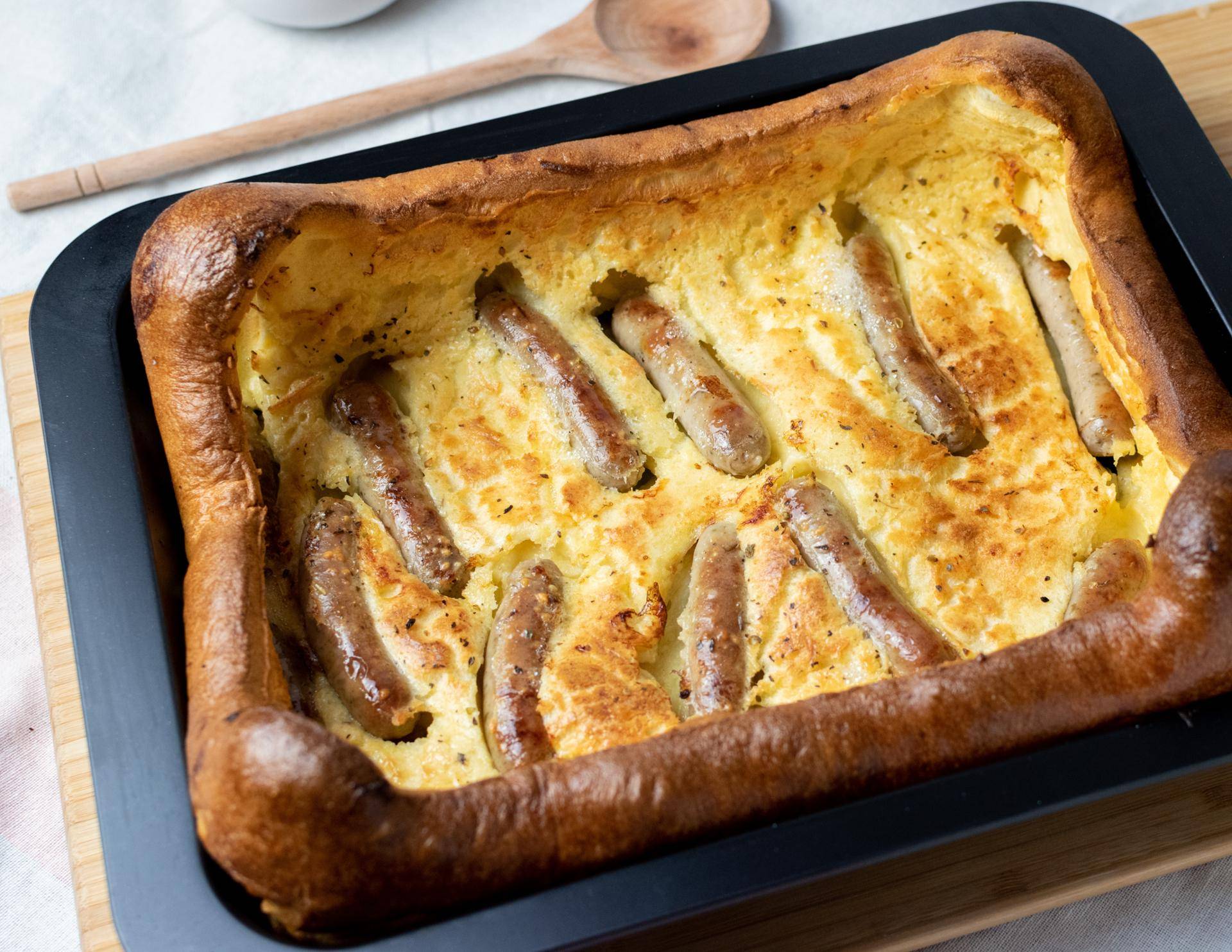 Toad in the hole (tarte de salsichas) - Receita undefined | Moulinex