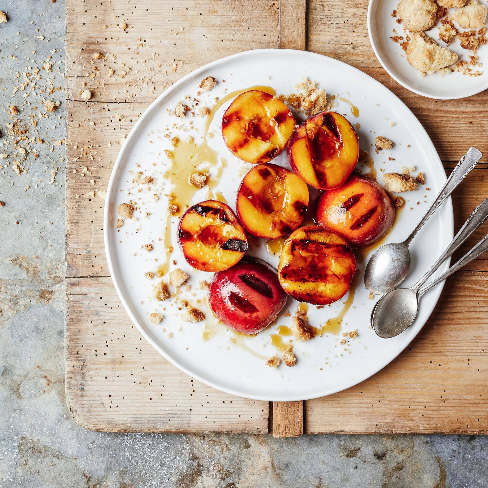 *Grilled peaches with maple syrup and almond crumble - Receita OptiGrill 2in1 XL | Moulinex