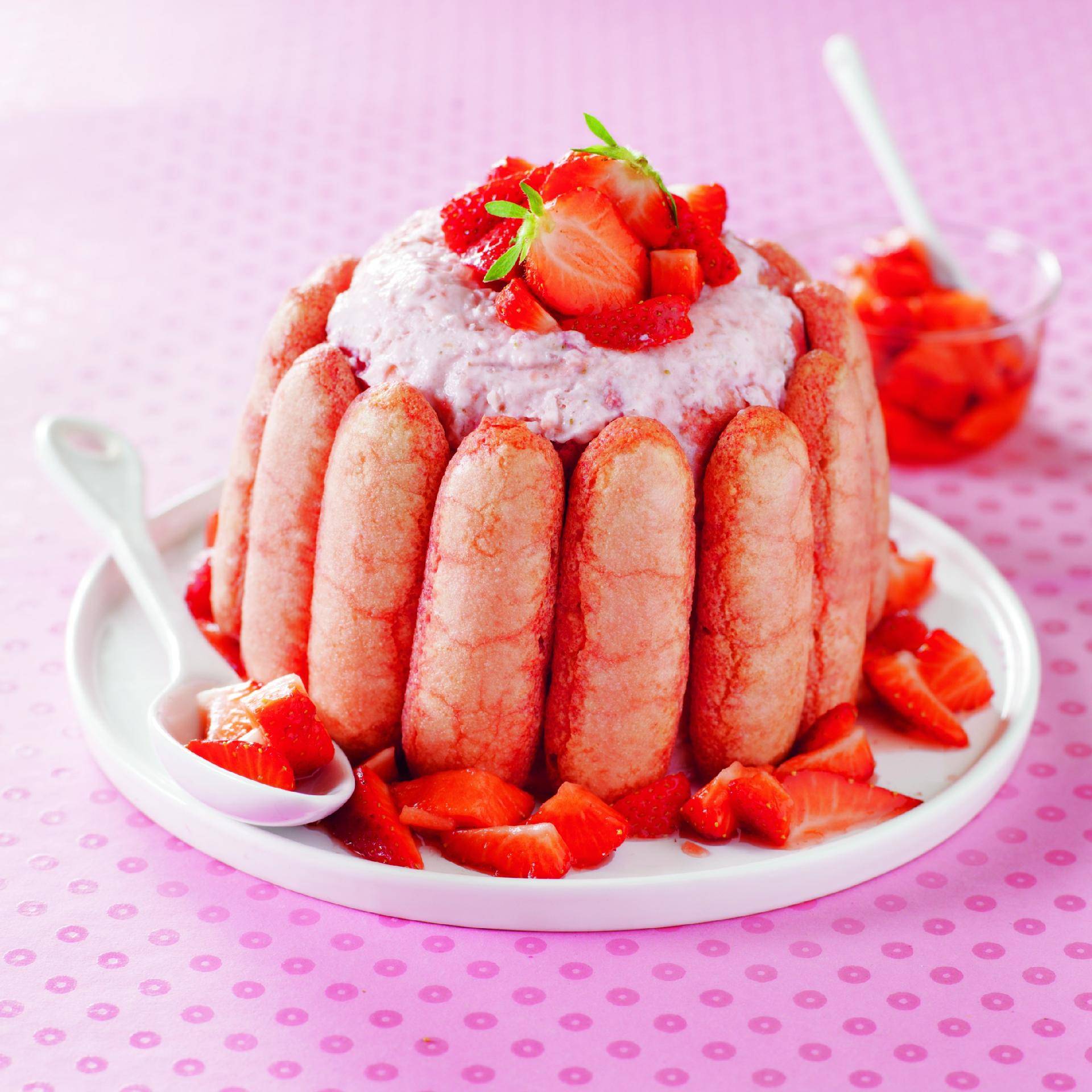 Charlotte de morango - Receita Companion | Moulinex