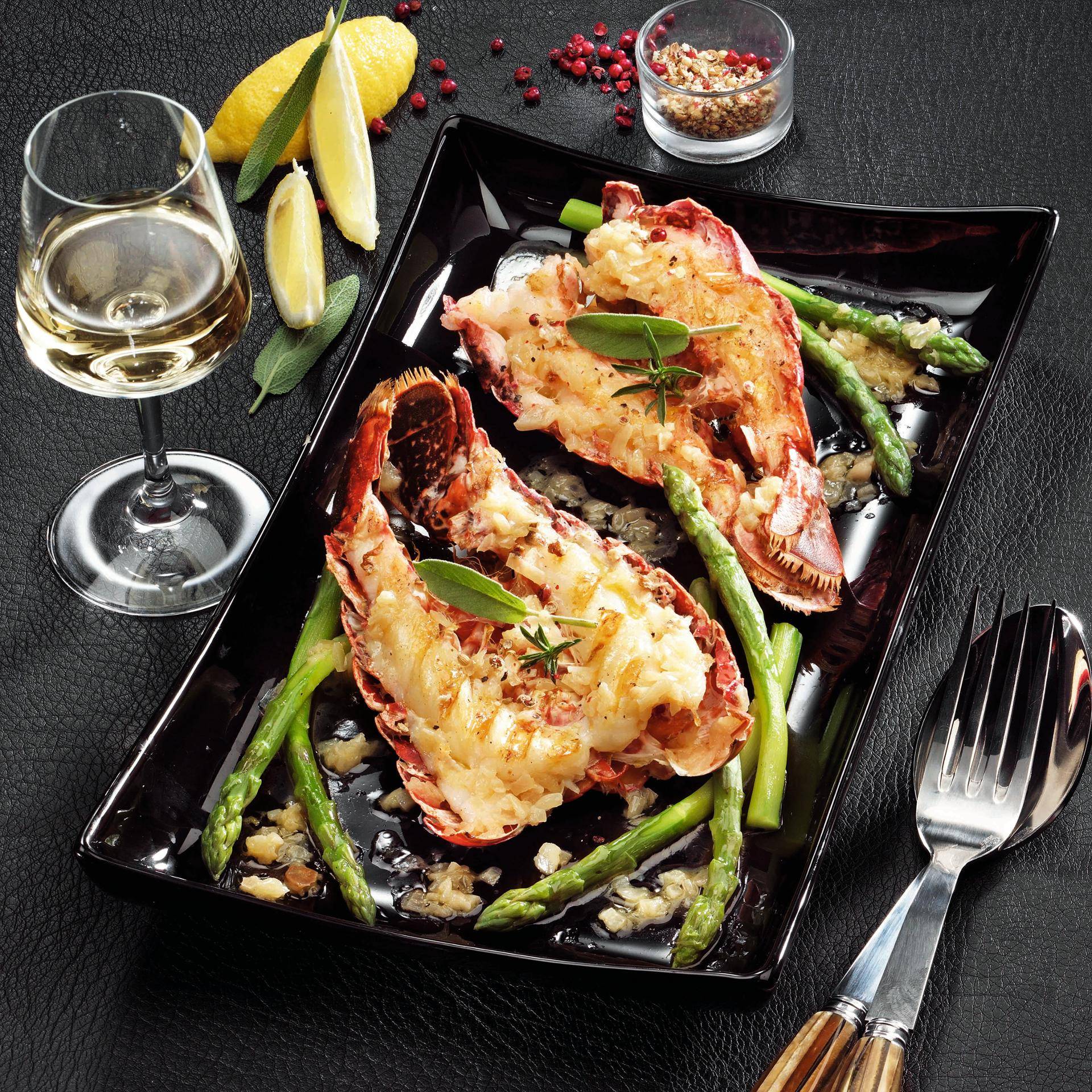 Cauda de Lagosta Grelhada com Manteiga e Vinho Branco - Receita undefined | Moulinex