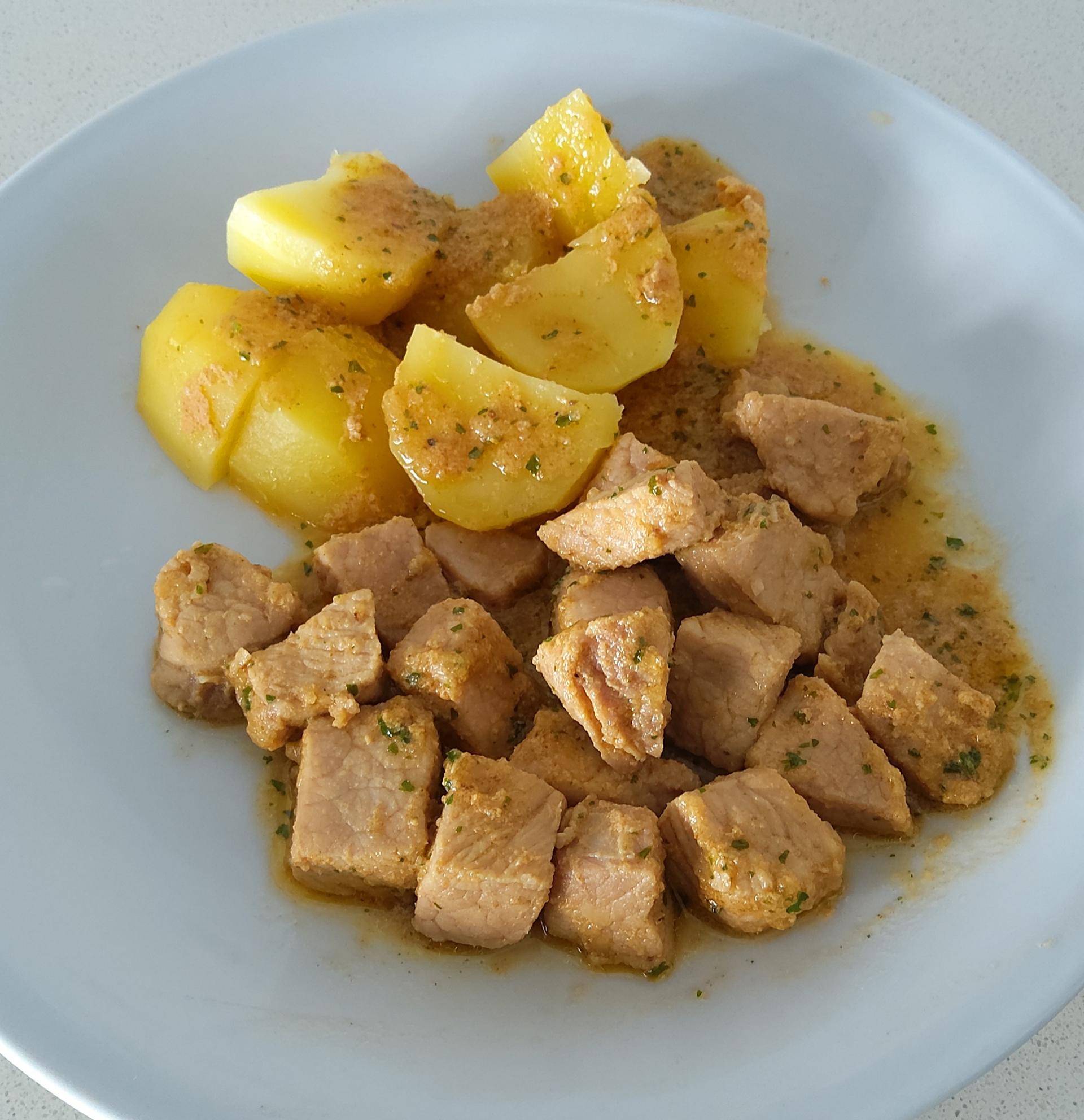 Lombo de porco com batatas a vapor - Receita Companion Connect | Moulinex