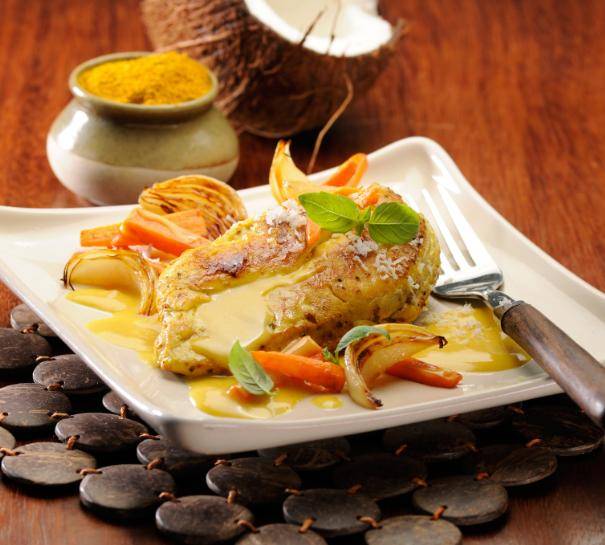 Filetes de frango com coco e caril - Receita Companion Connect XL | Moulinex