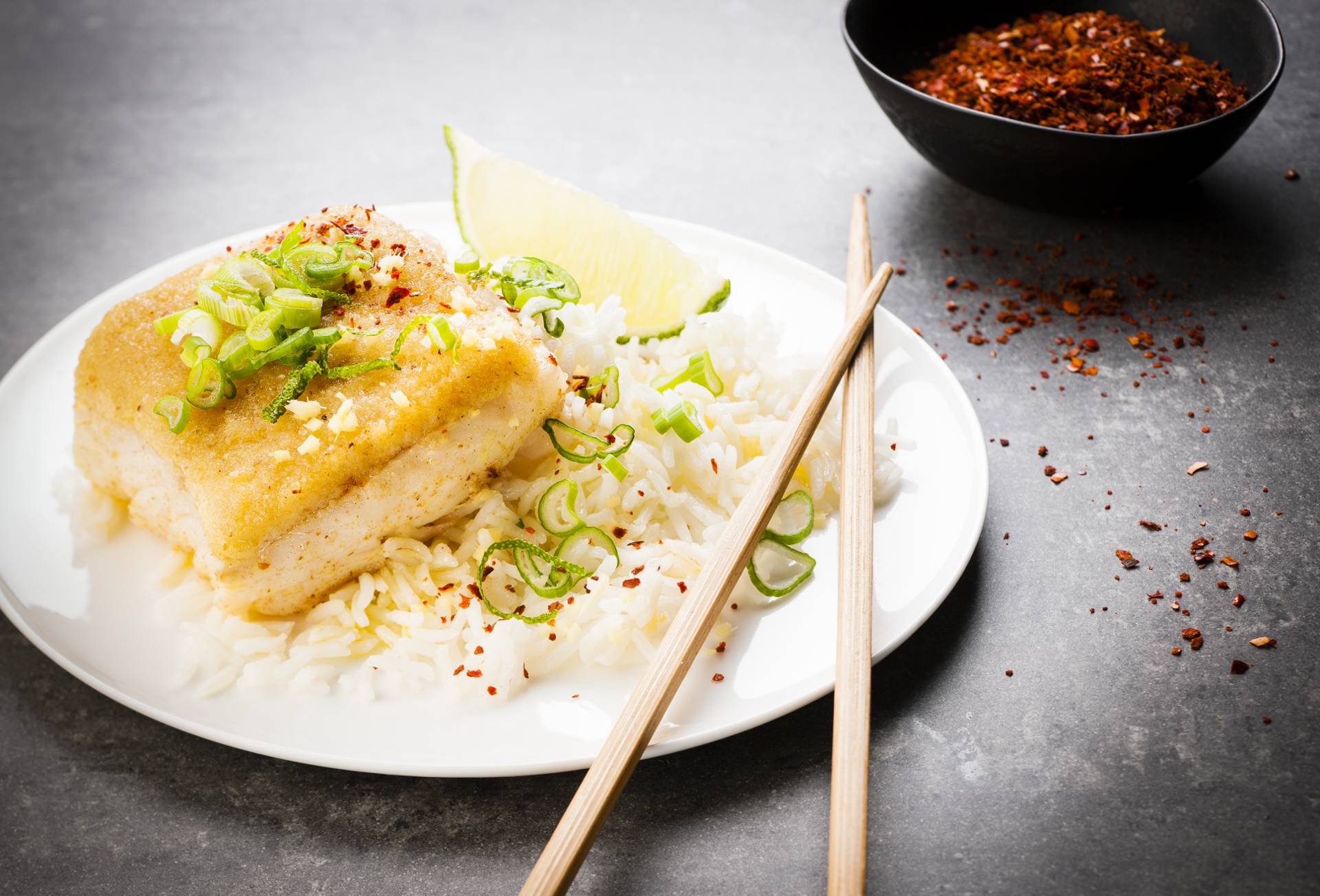 Filetes de peixe com amêndoas - Receita Cookeo | Moulinex
