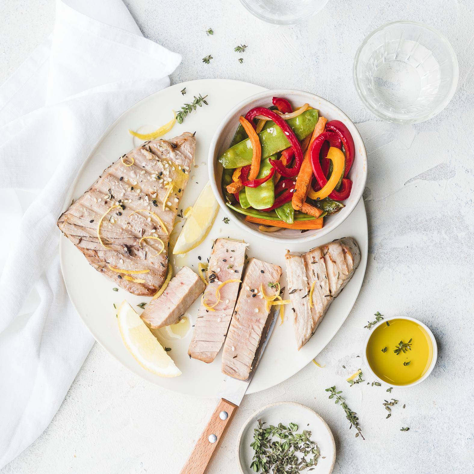 Bifes de atum com legumes congelados - Receita Dual EasyFry&Grill | Moulinex