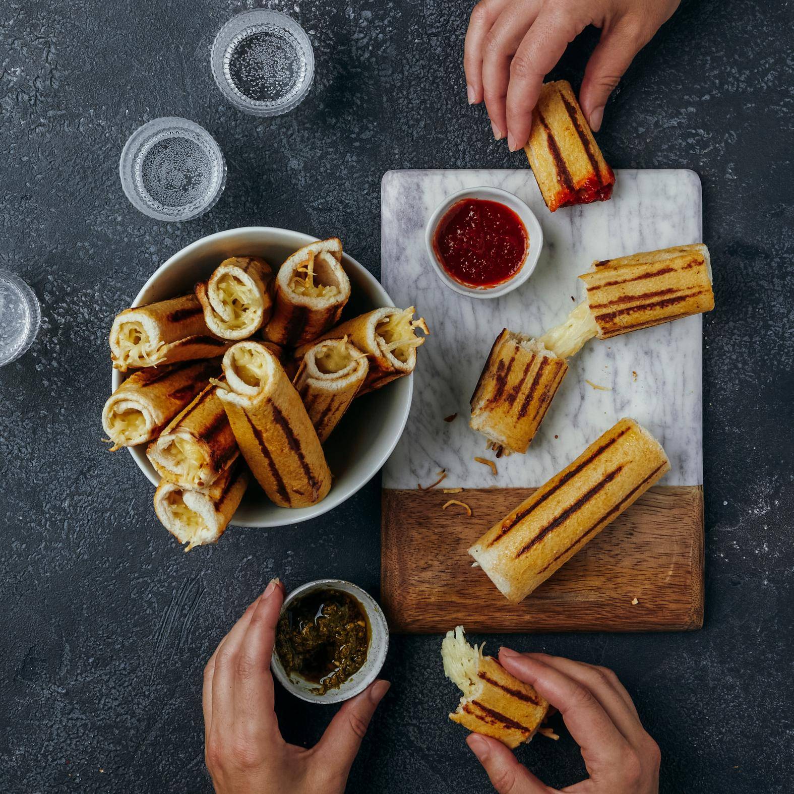 Rolinhos de queijo grelhado - Receita OptiGrill 2in1 | Moulinex
