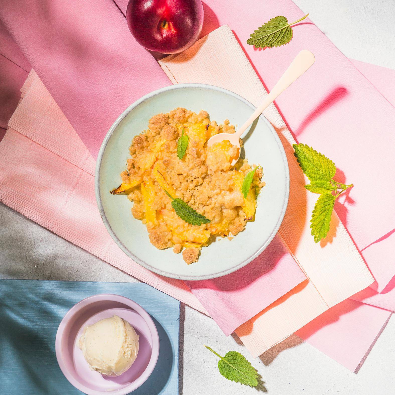 Crumble de pêssego - Receita Cookeo | Moulinex