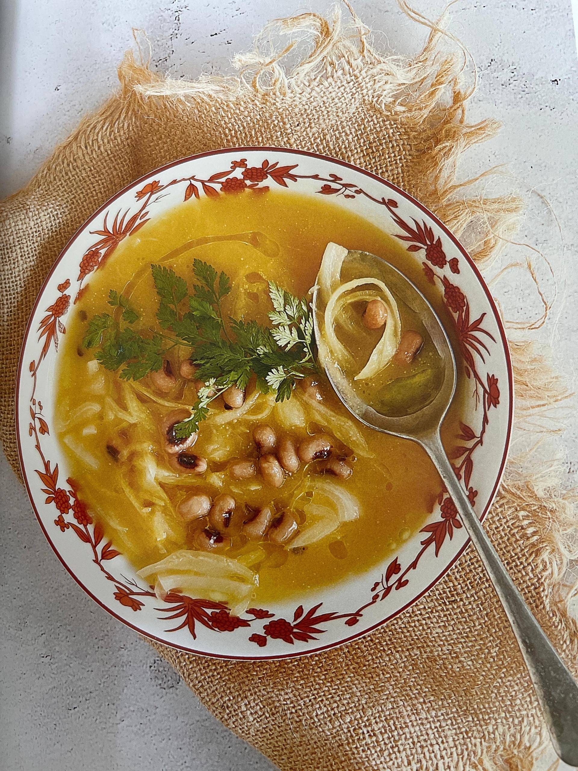 Sopa de Couve Branca e Feijão-Frade - Receita Companion Connect | Moulinex