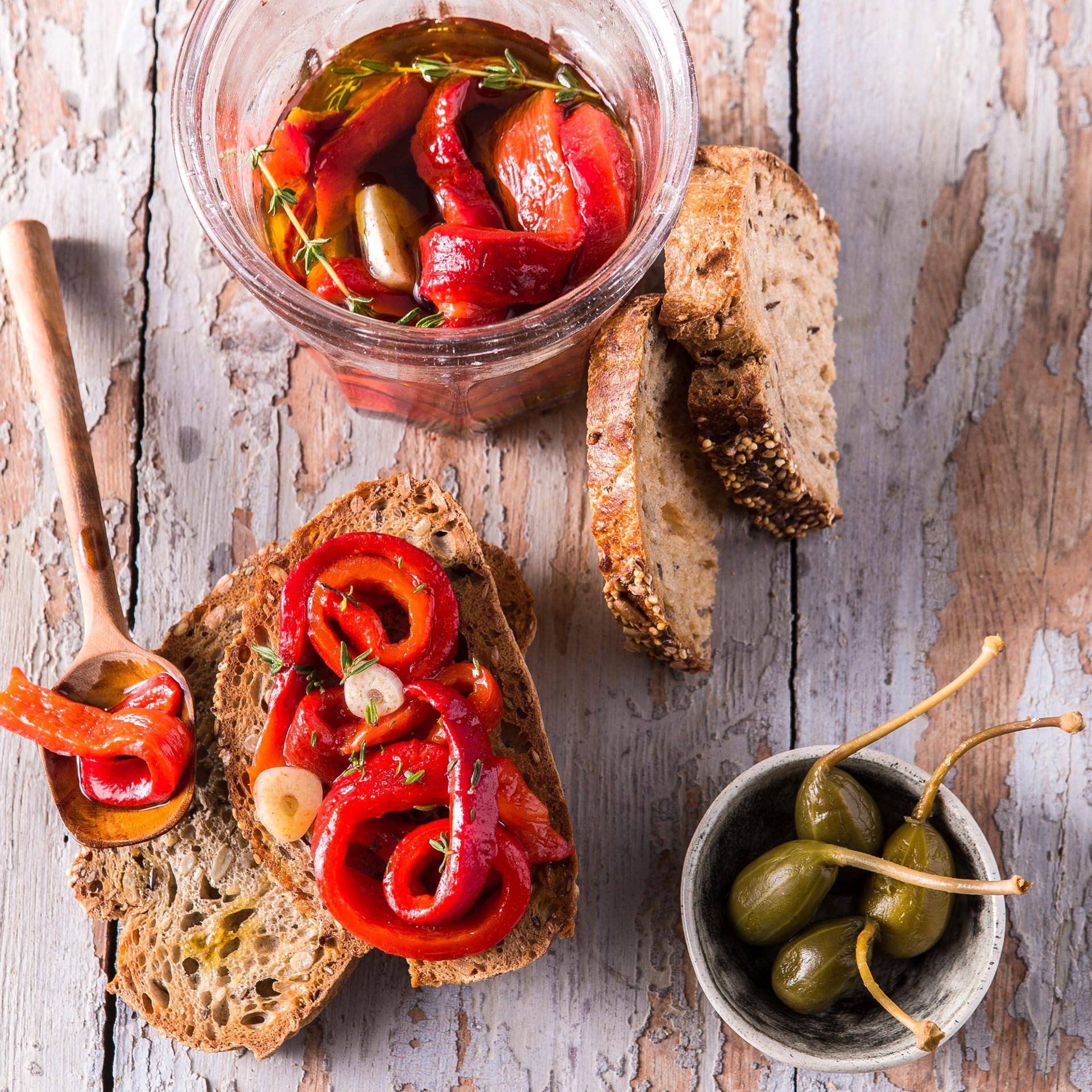 Tostas mediterrânicas com pimentos - Receita EASY FRY & GRILL 2 in 1 DIGITAL | Moulinex