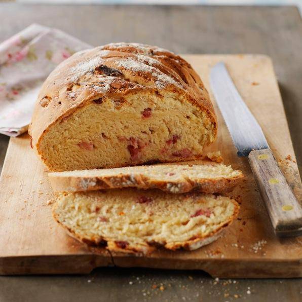 Pão com bacon e queijo Comté - Receita Companion | Moulinex