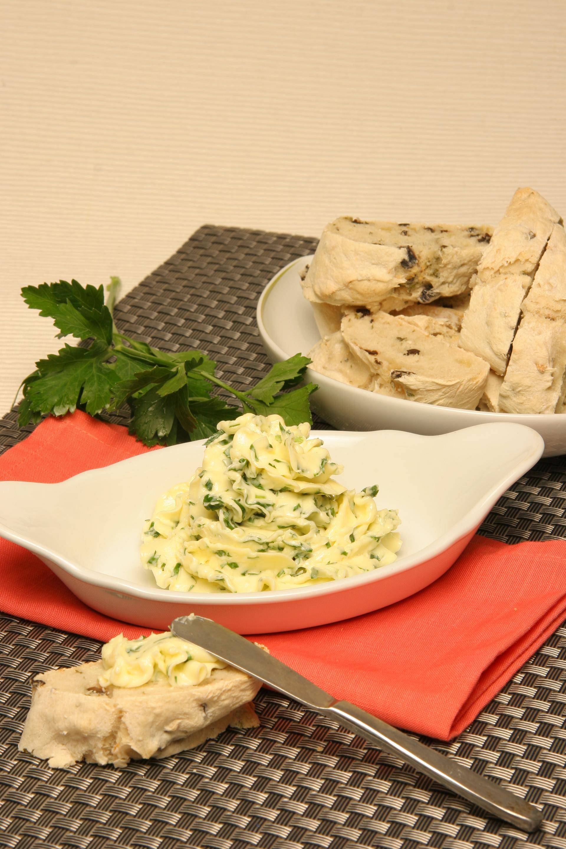 Manteiga de alho com ervas - Receita Companion | Moulinex