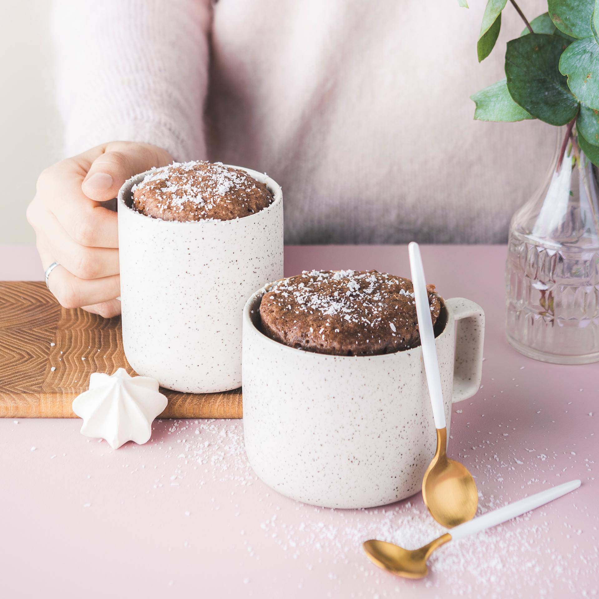 Bolo de chocolate e coco na caneca - Receita Companion | Moulinex
