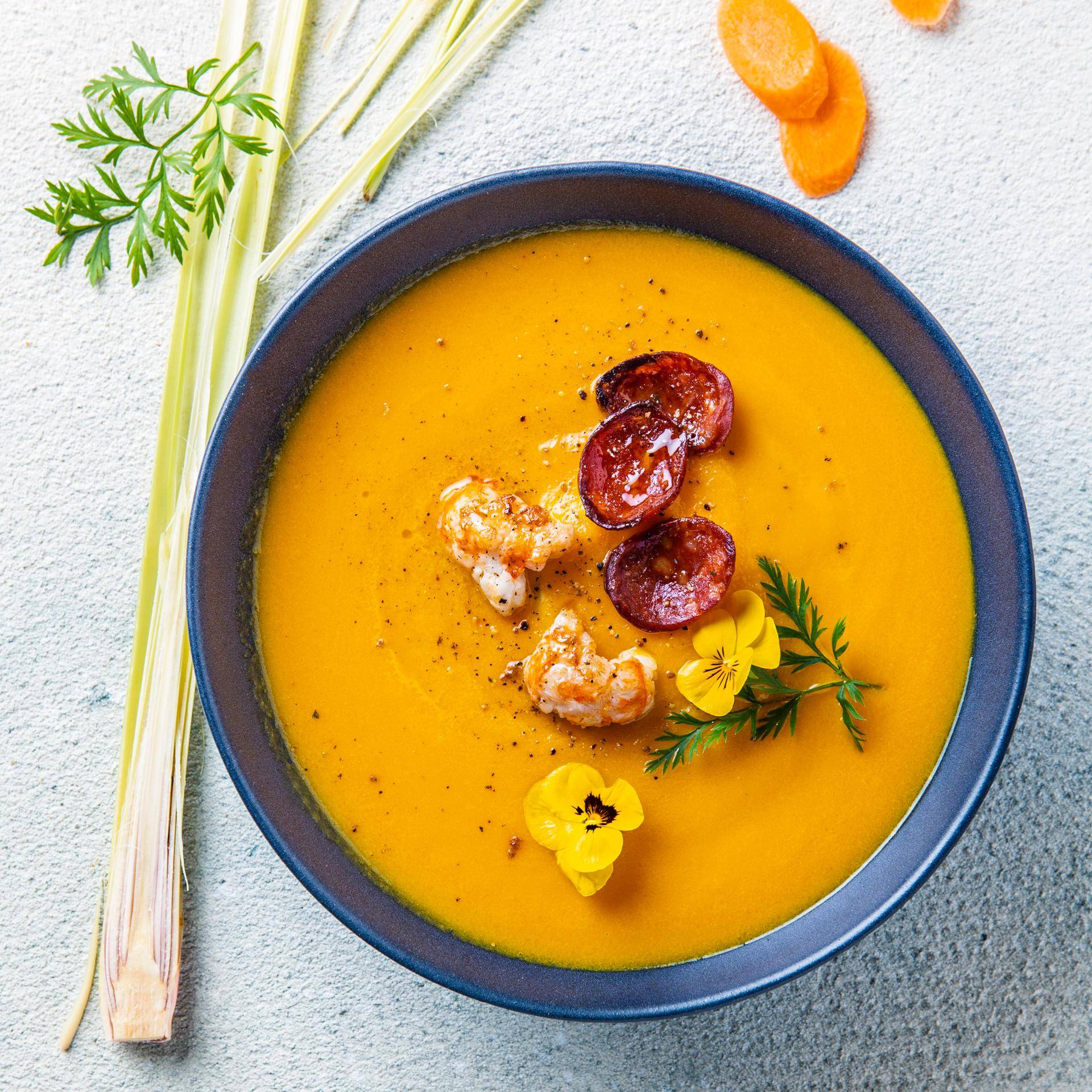 Sopa de cenoura, lagostim e chouriço - Receita undefined | Moulinex