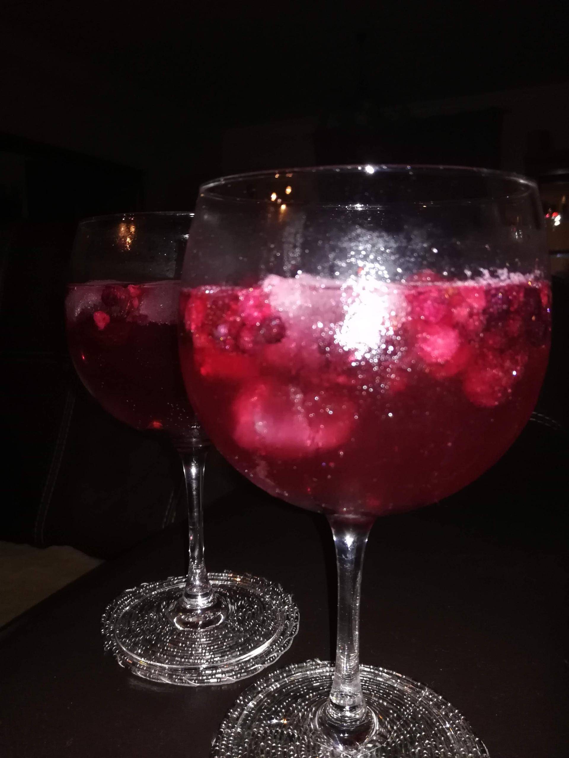 Cocktail de Limoncello e Romã - Receita Companion Connect XL | Moulinex