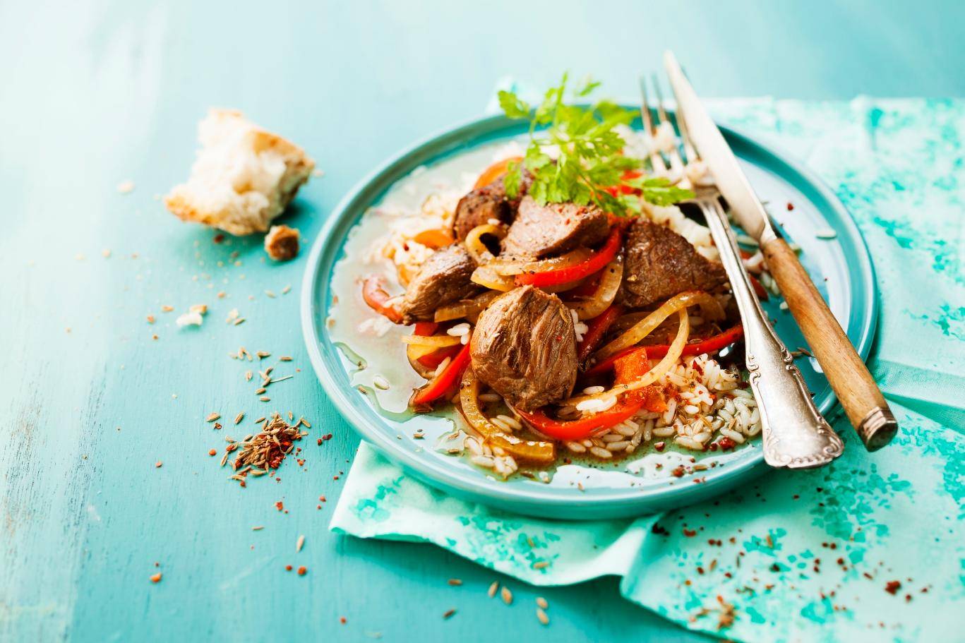 Goulash húngaro - Receita Cookeo | Moulinex