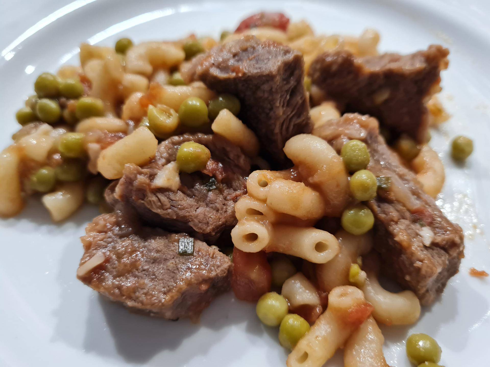 Carne estufada com massa e ervilhas - Receita Companion Connect XL | Moulinex