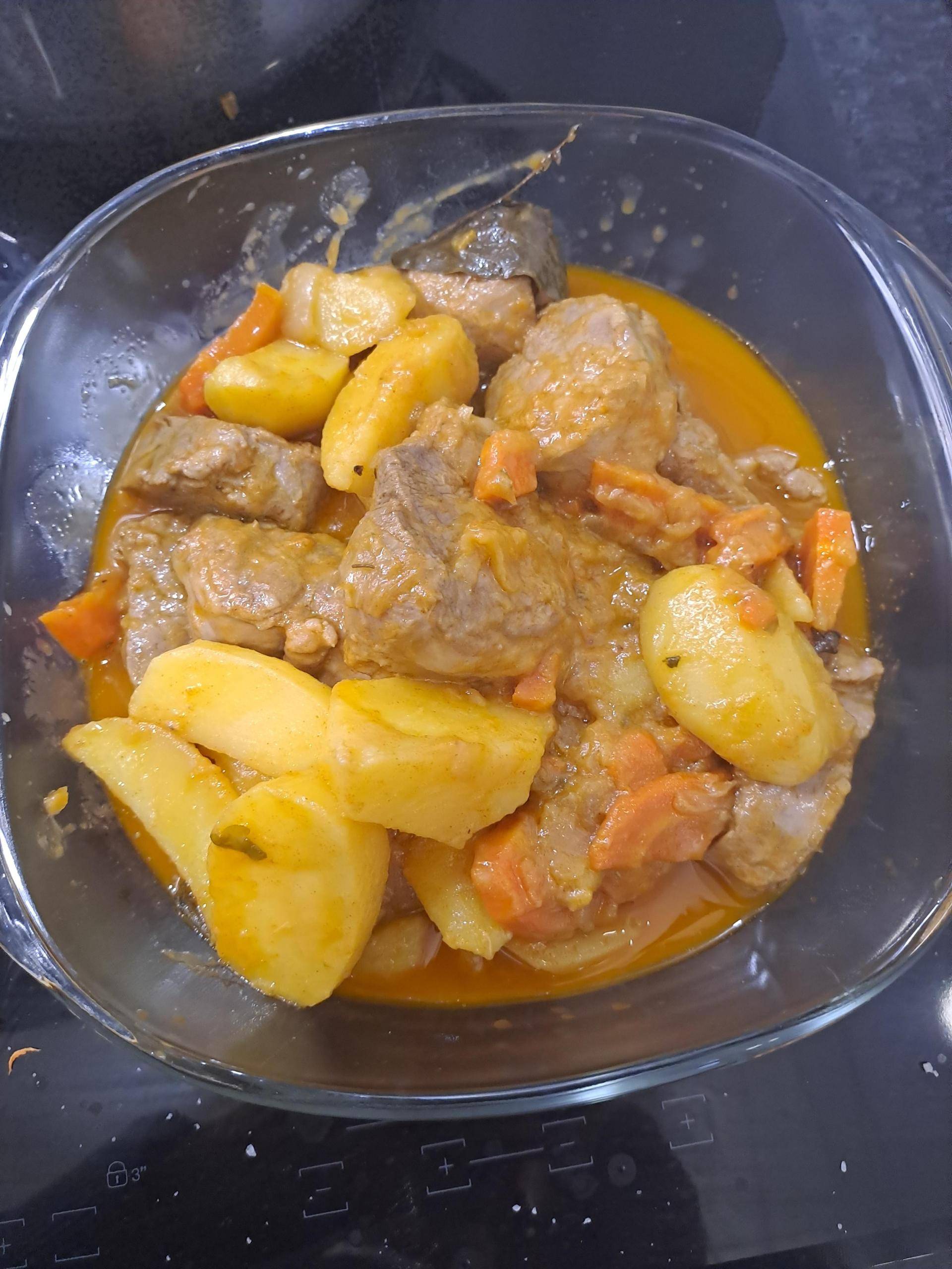 Lombo estufado com batatas - Receita Companion Connect | Moulinex