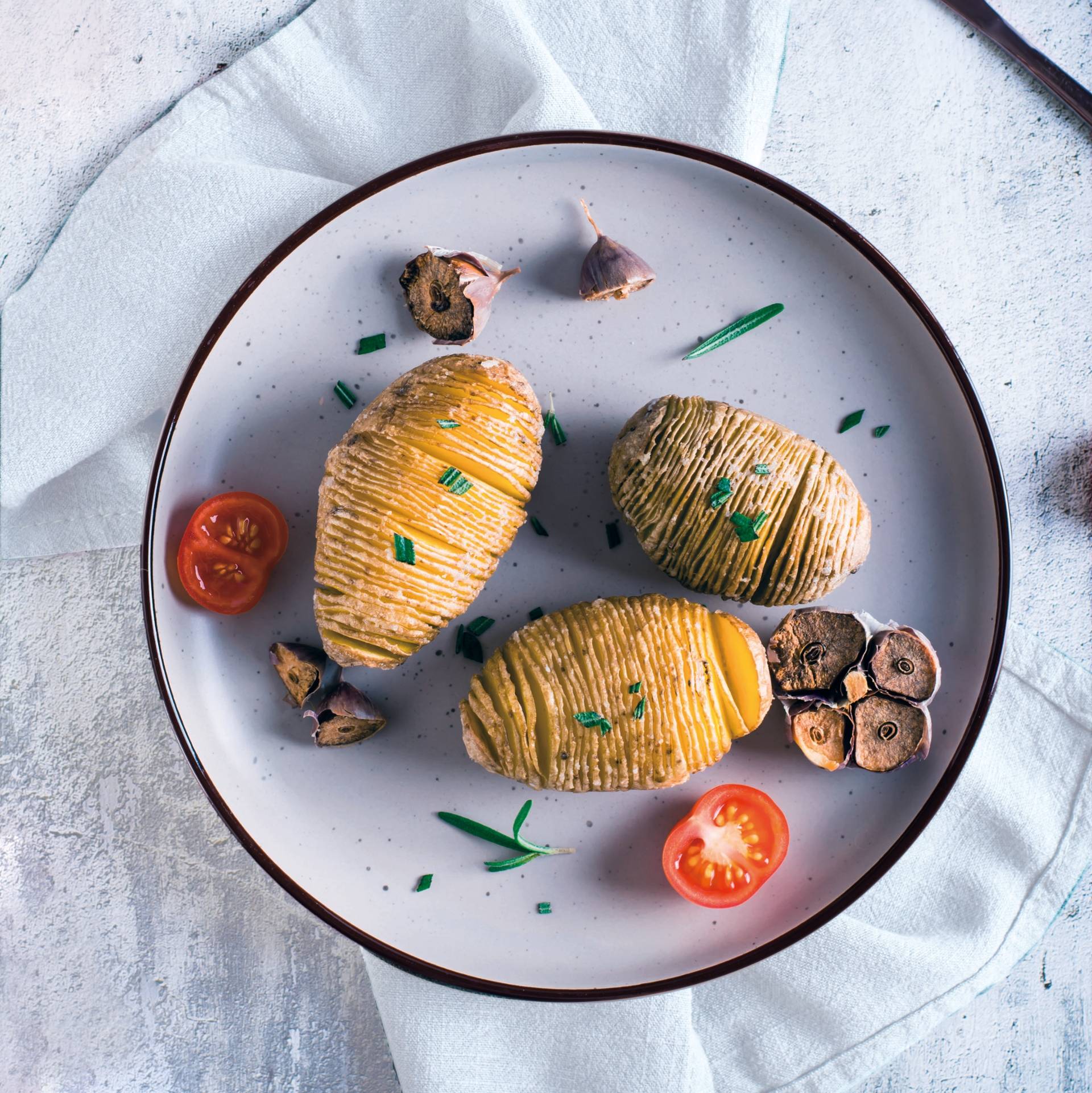 Batatas tipo Hasselback - Receita Dual EasyFry&Grill | Moulinex