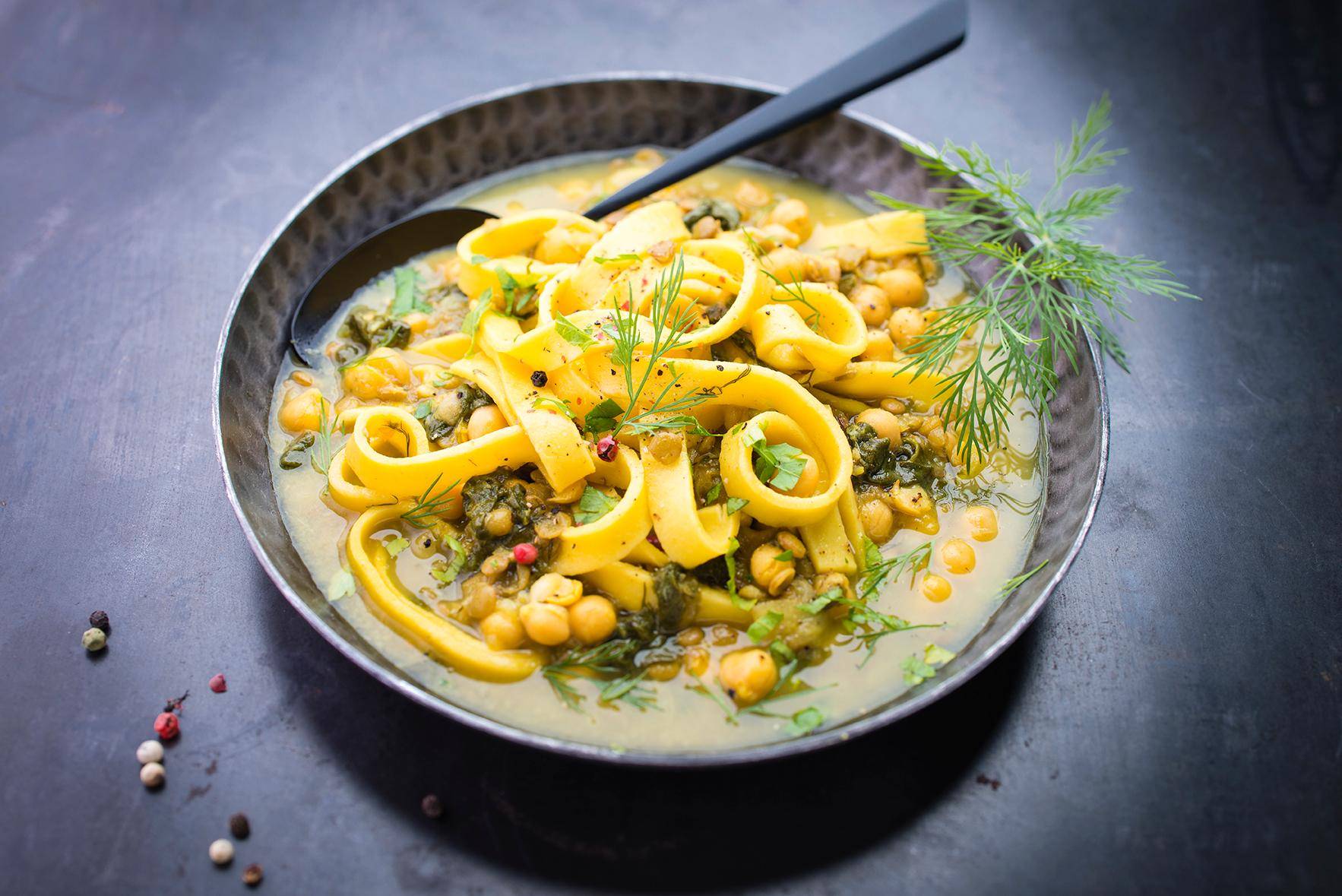Sopa de noodles e legumes secos - Receita undefined | Moulinex